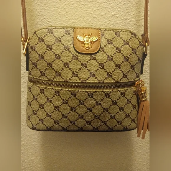 ("ALREADY GONE") CROSSBODY PURSE - Picture 4 of 11